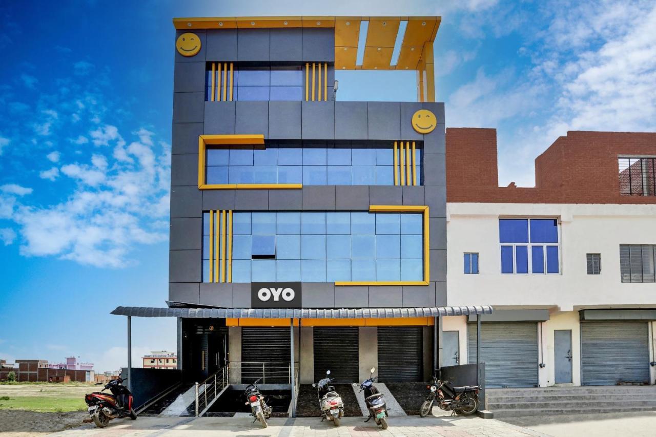 Hotel O Amantran Kānpur Exterior foto